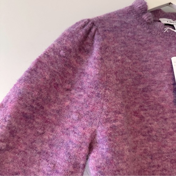 New cutesy sweater - Picture 3 of 4